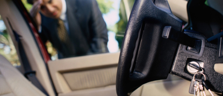 24 hour car locksmith in Paradise